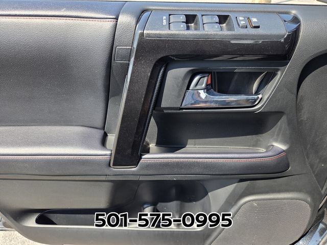 Used 2021 Toyota 4Runner Venture w/ Moonroof Package AWD/4WD image 37
