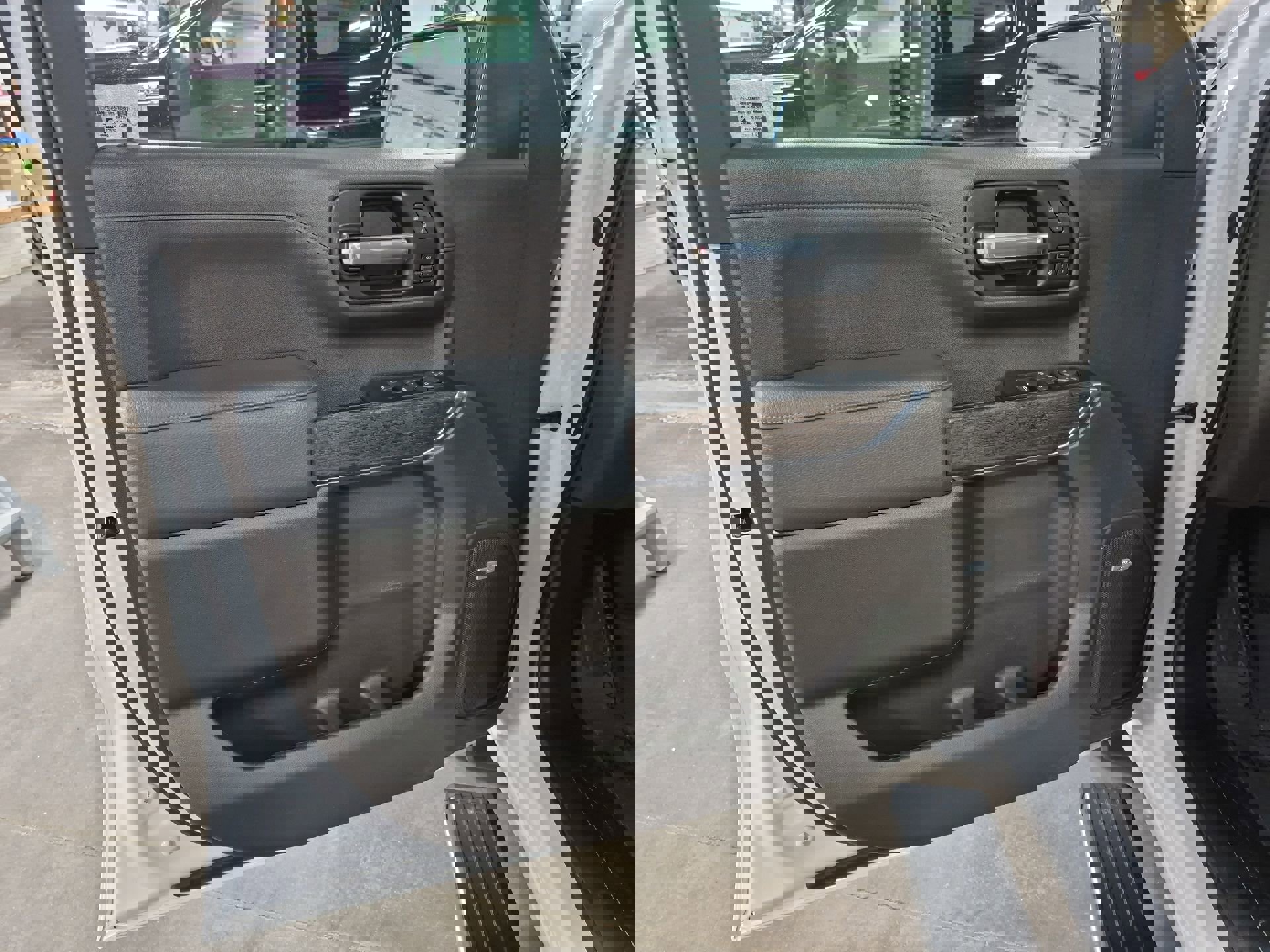 Certified 2022 GMC Sierra 1500 Denali w/ Denali Premium Package image 23