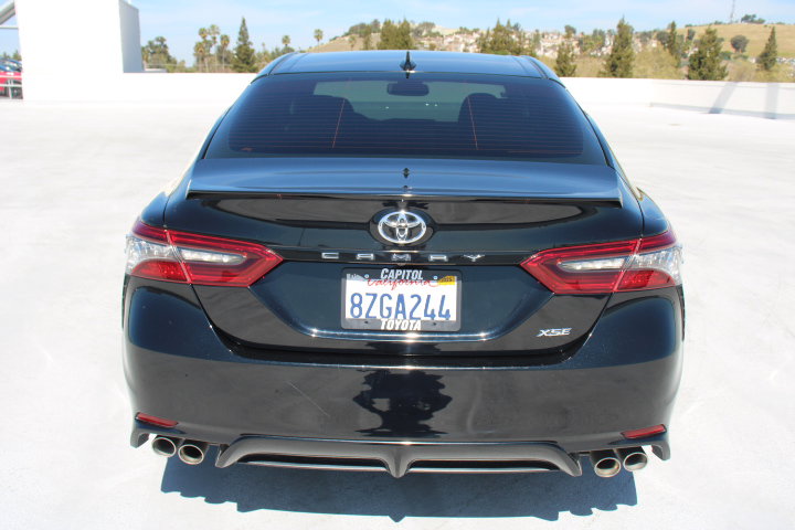 Used 2022 Toyota Camry XSE image 4