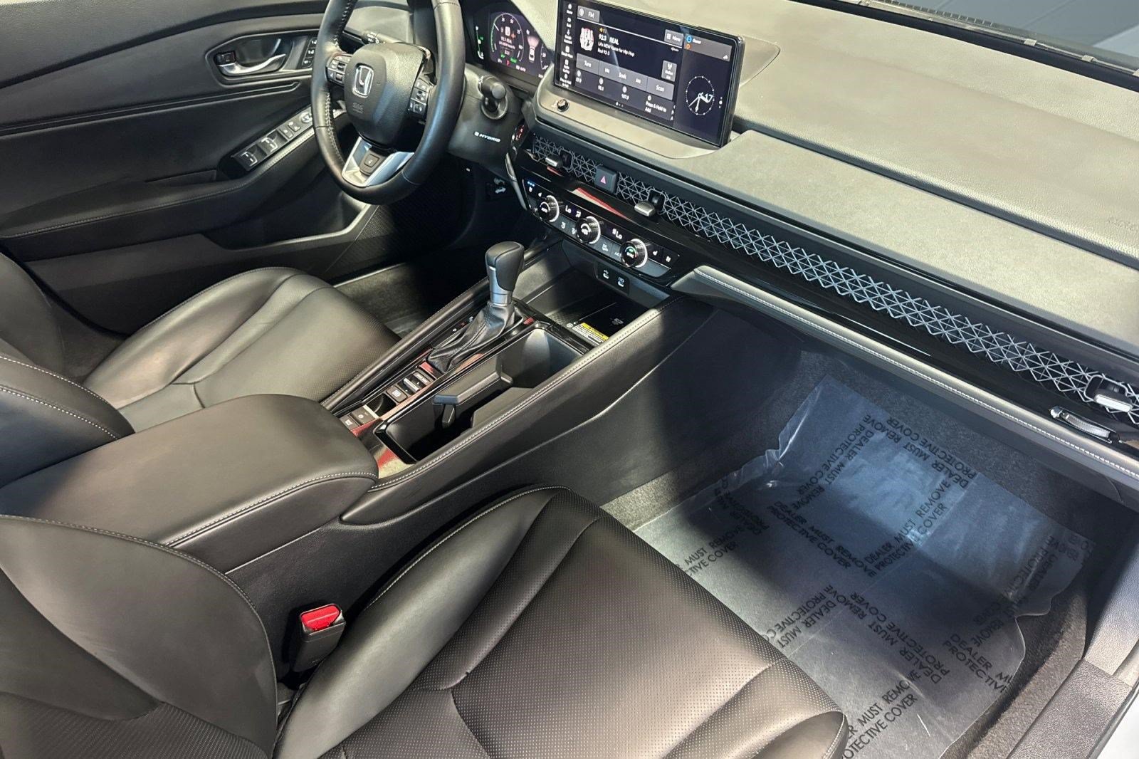 Used 2025 Honda Accord Touring image 34