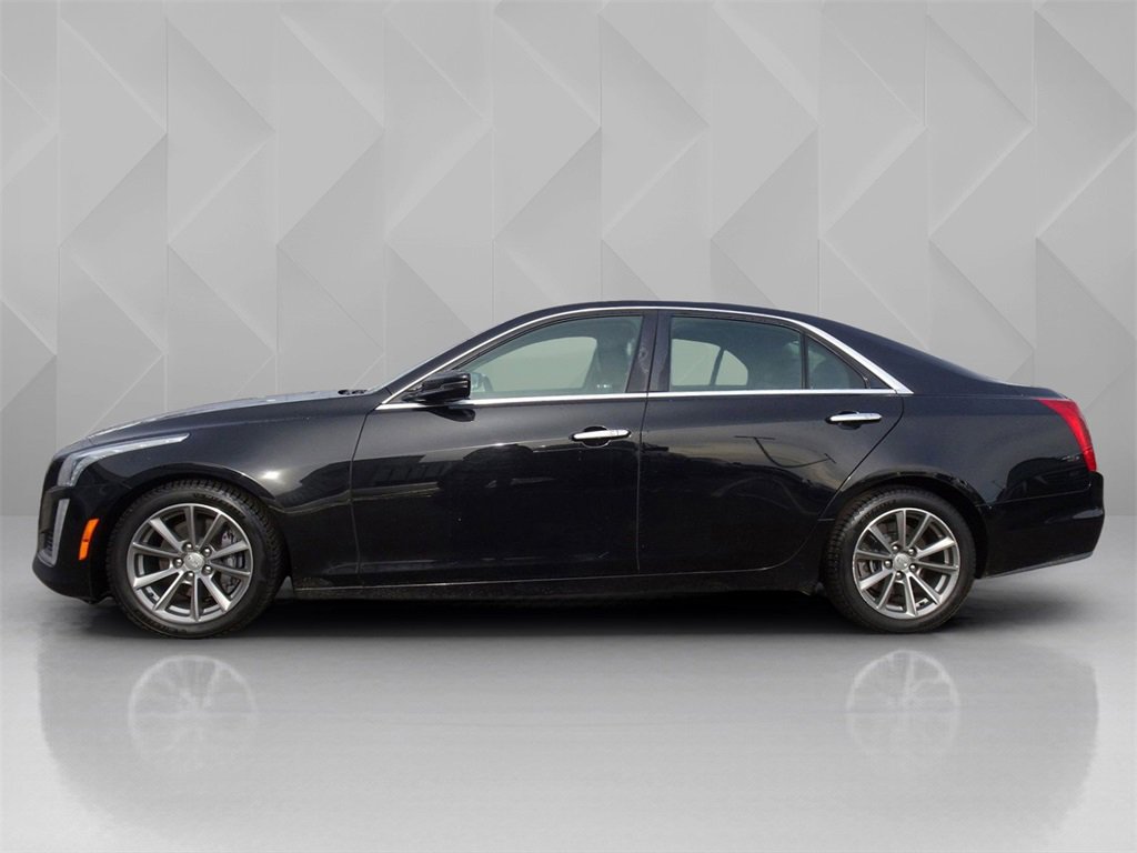 Used 2018 Cadillac CTS Luxury image 2