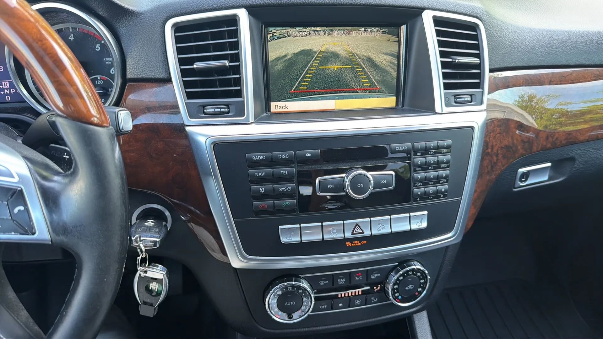 Used 2012 Mercedes-Benz ML 350 BlueTEC 4MATIC image 36