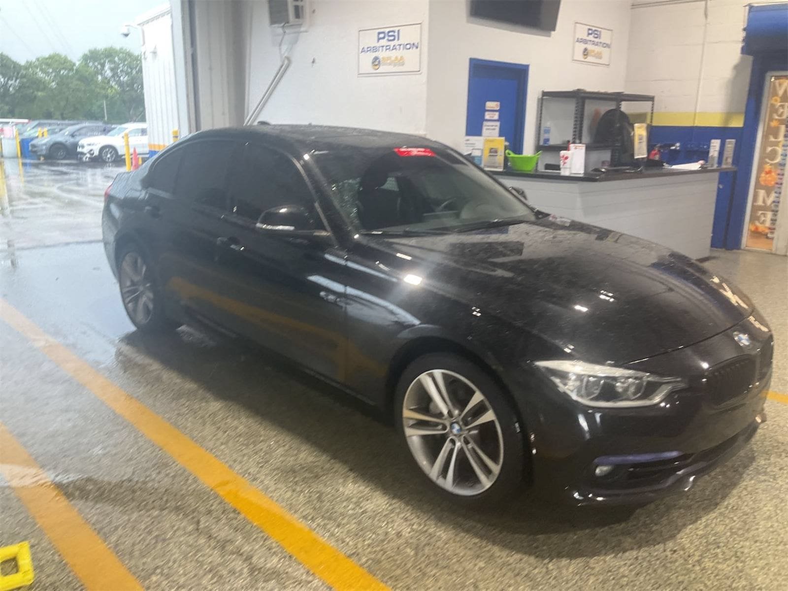 Used 2018 BMW 340i xDrive Sedan AWD/4WD image 12