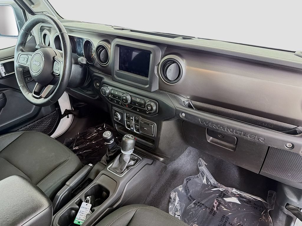 Used 2019 Jeep Wrangler Unlimited Sport S AWD/4WD image 18