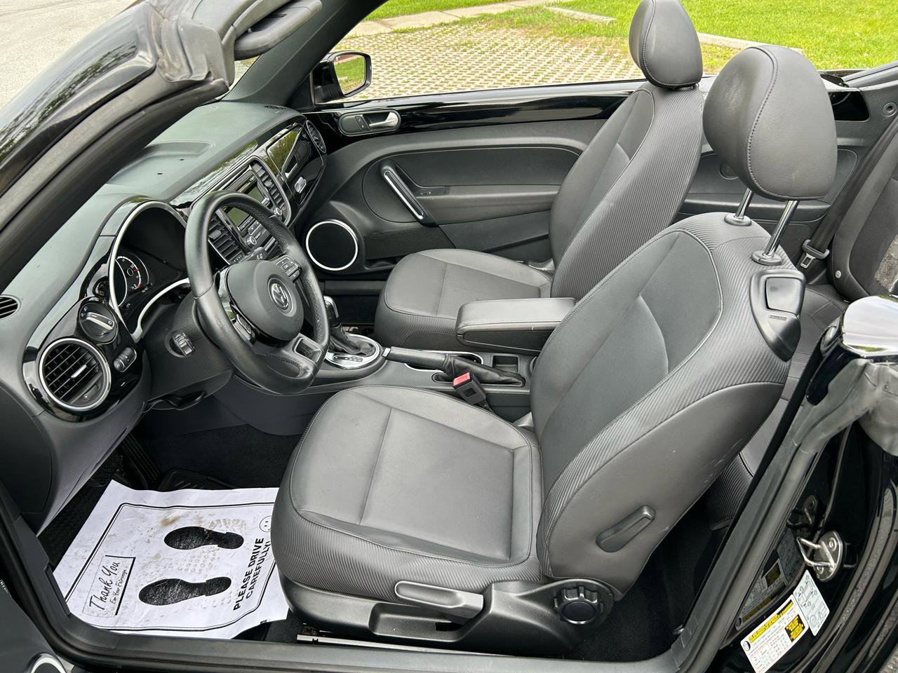 Used 2014 Volkswagen Beetle 2.5 FWD image 15