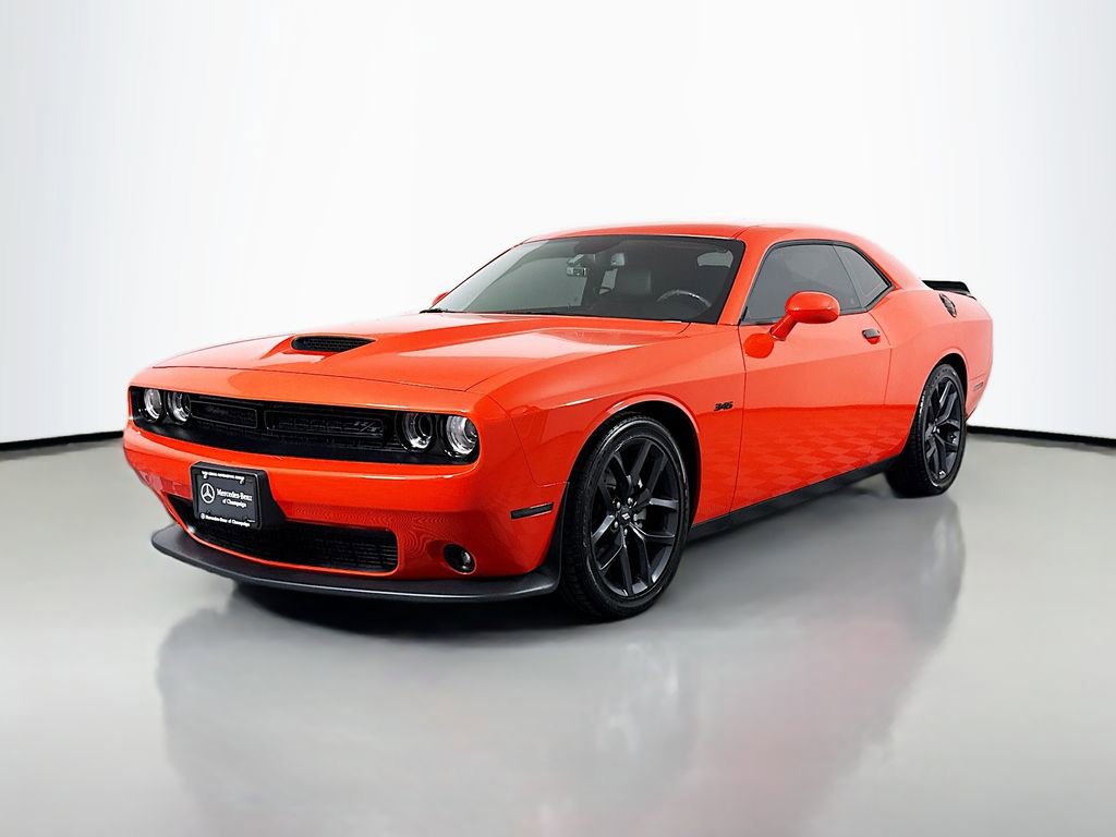Used 2023 Dodge Challenger R/T w/ Plus Package image 3