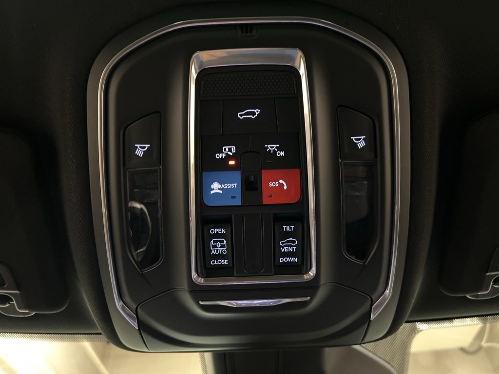 New 2026 Jeep Grand Cherokee Laredo X AWD/4WD image 25