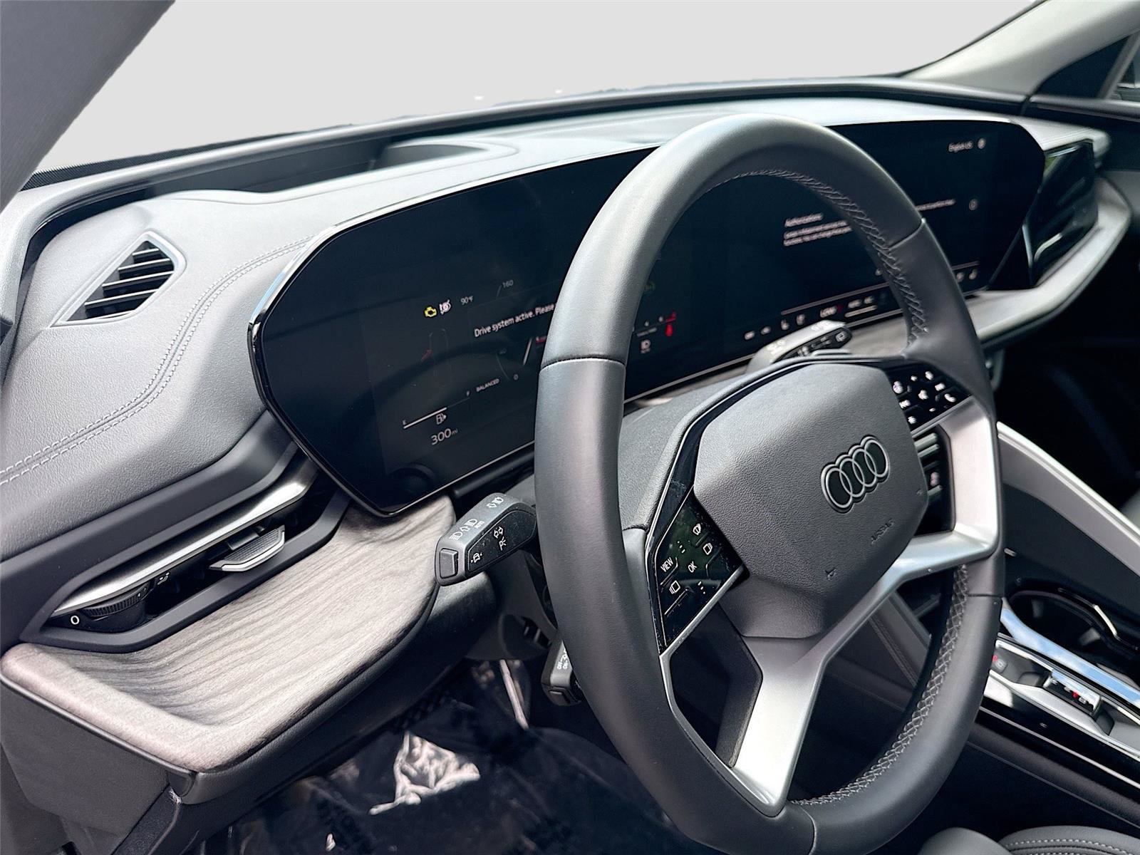 Certified 2025 Audi Q5 Premium Plus w/ Premium Plus AWD/4WD image 9