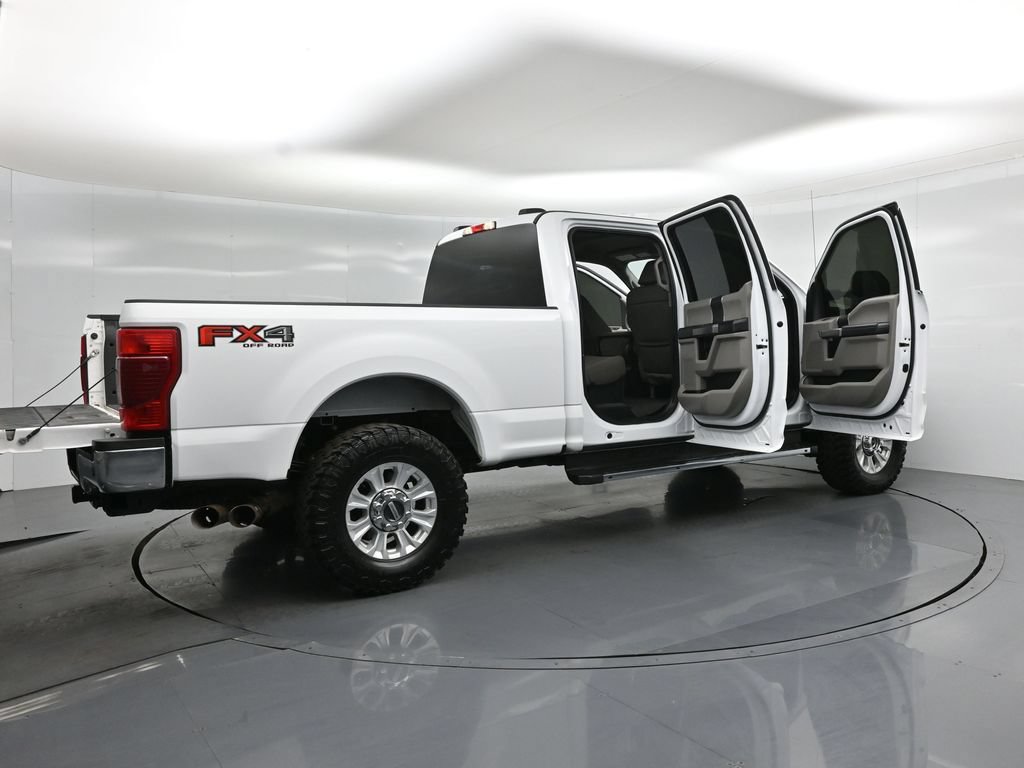 Used 2021 Ford F250 XLT w/ XLT Value Package AWD/4WD image 5