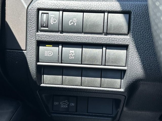 Used 2024 Toyota Tacoma TRD Off-Road image 27