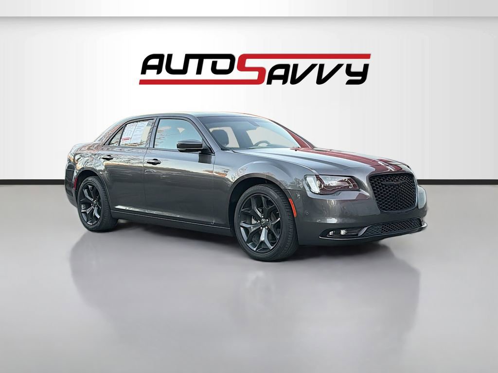 Used 2022 Chrysler 300 S RWD image 1