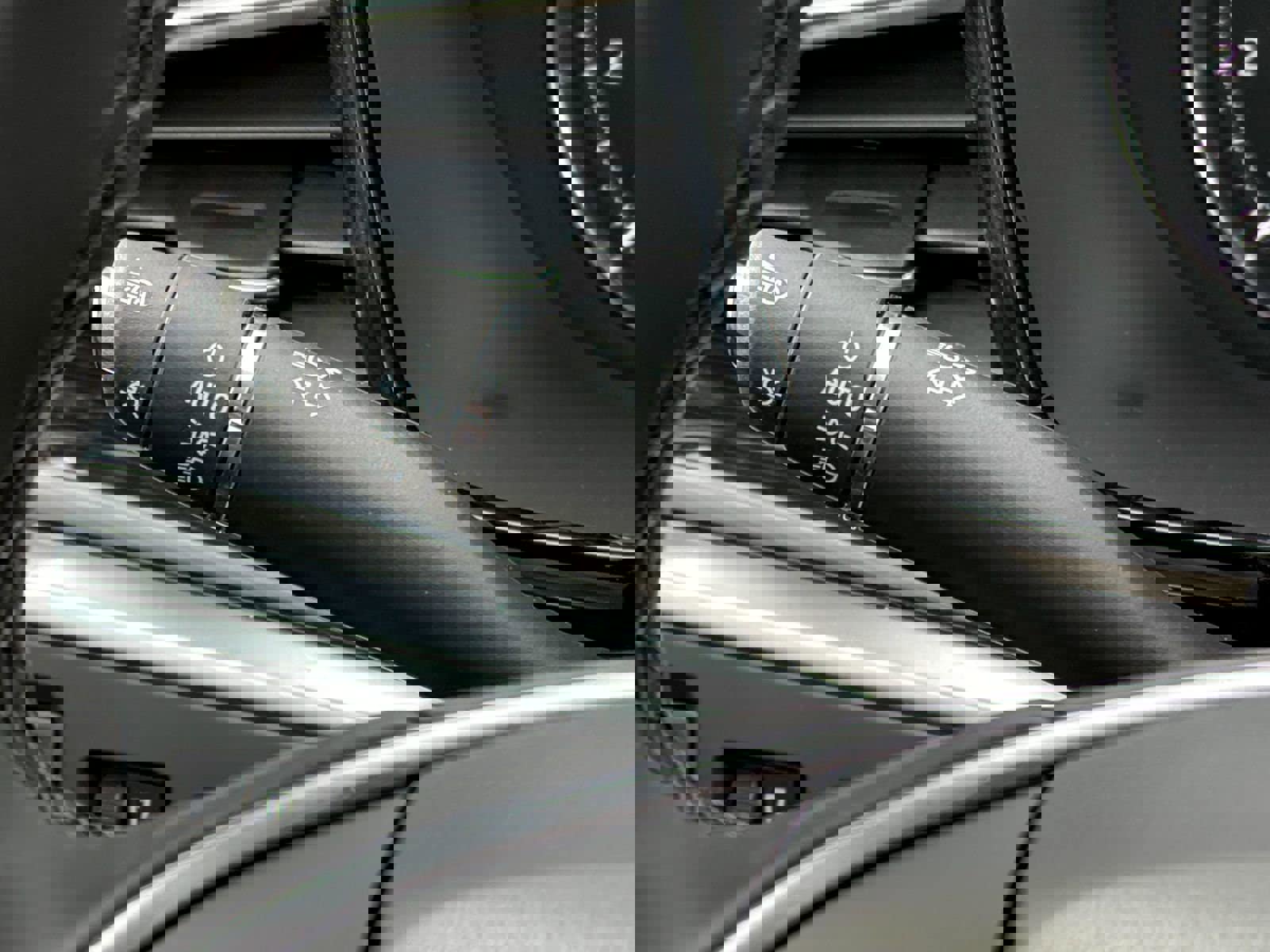 New 2025 Cadillac XT5 Premium Luxury w/ LPO, Floor Liner Package image 28