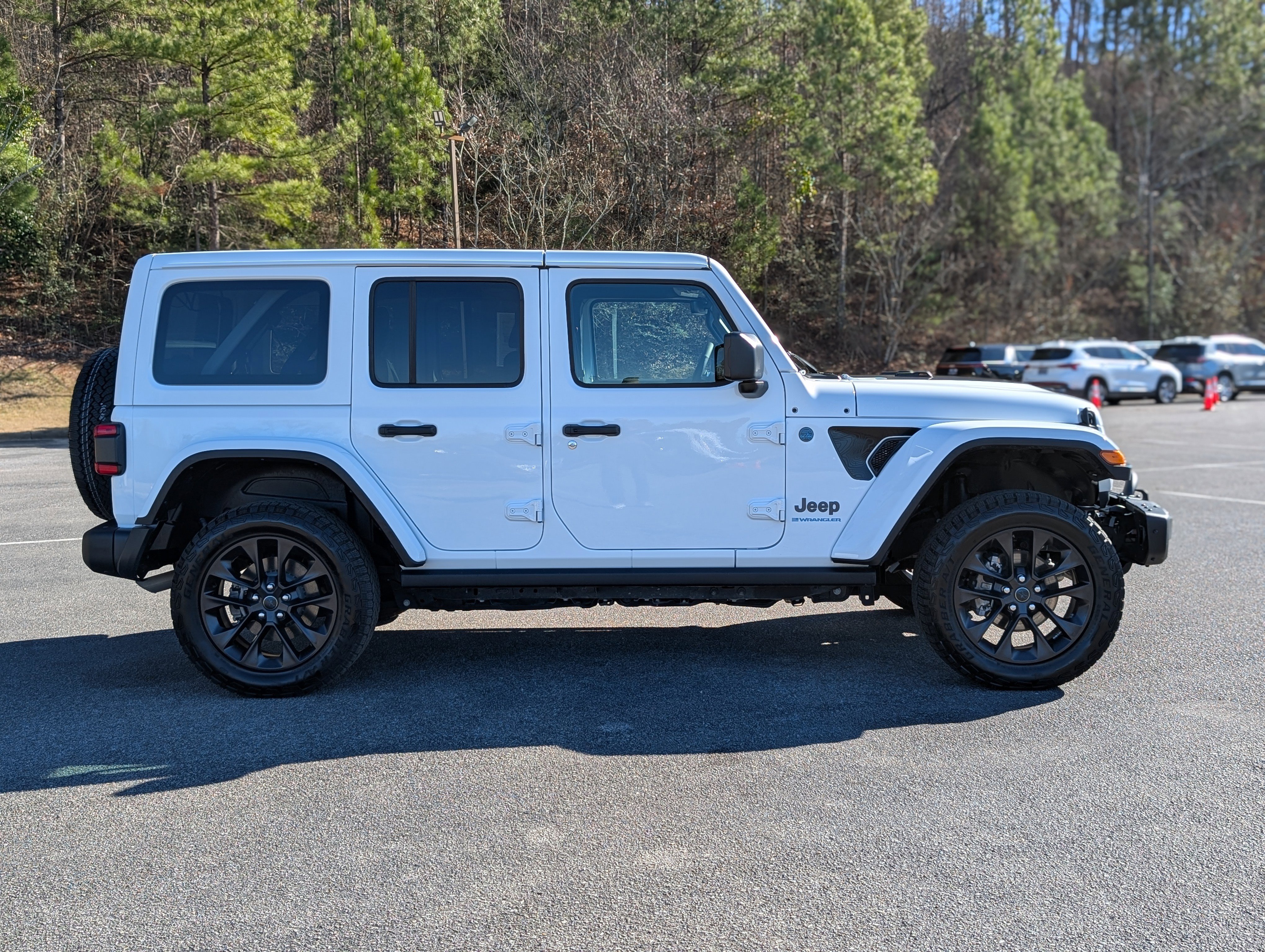 Used 2025 Jeep Wrangler Backcountry image 10