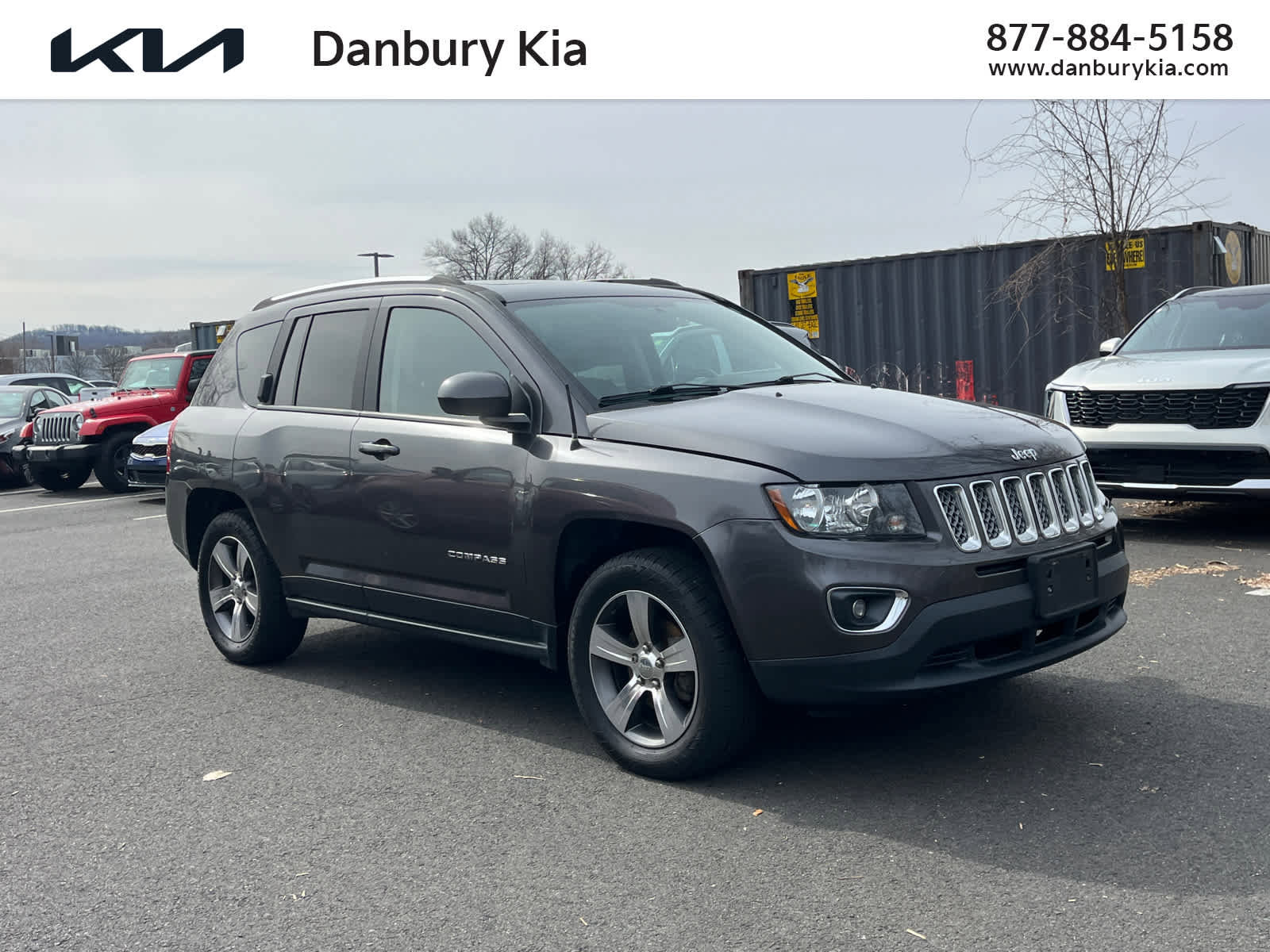 Used 2017 Jeep Compass High Altitude image 1