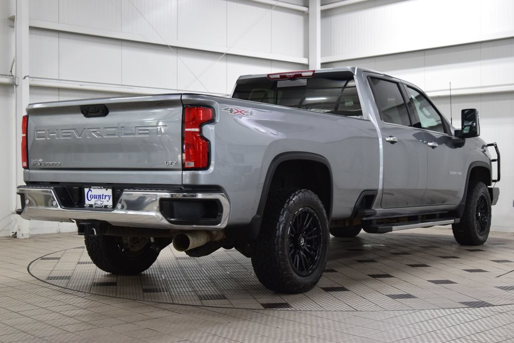 Used 2025 Chevrolet Silverado 3500 LTZ w/ LTZ Premium Package AWD/4WD image 8