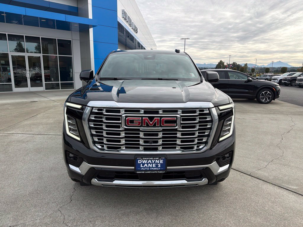 Used 2025 GMC Yukon Denali w/ Denali Reserve Package AWD/4WD image 9