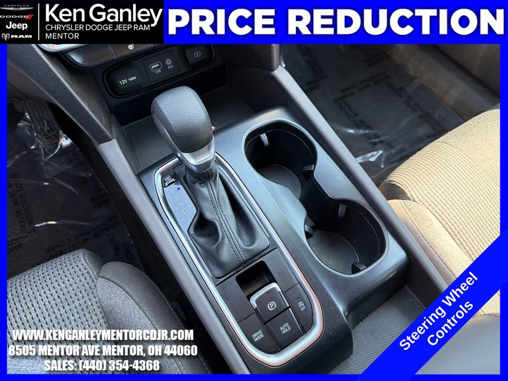 Used 2019 Hyundai Santa Fe SEL w/ Cargo Package image 17