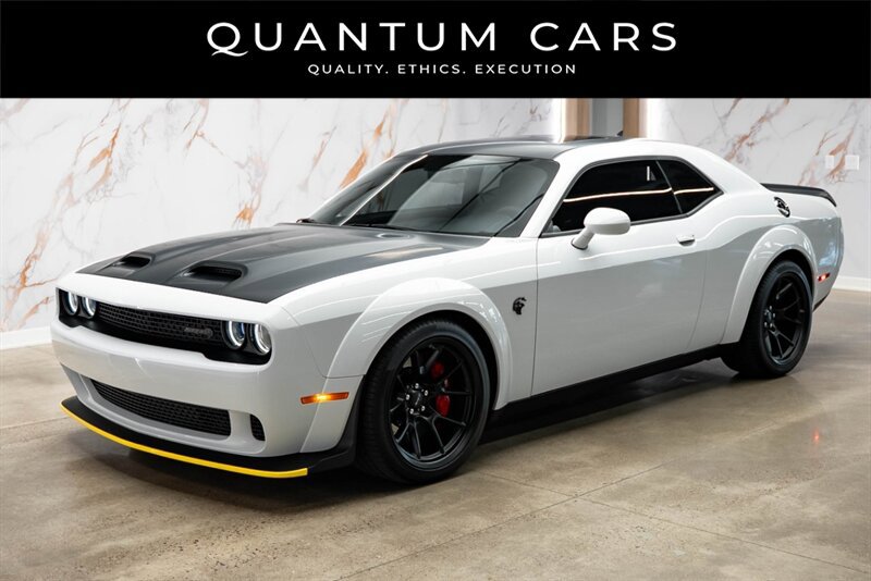 Used 2023 Dodge Challenger SRT Hellcat RWD image 1