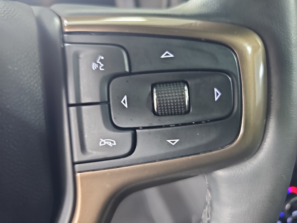 Used 2023 Chevrolet Tahoe High Country AWD/4WD image 25