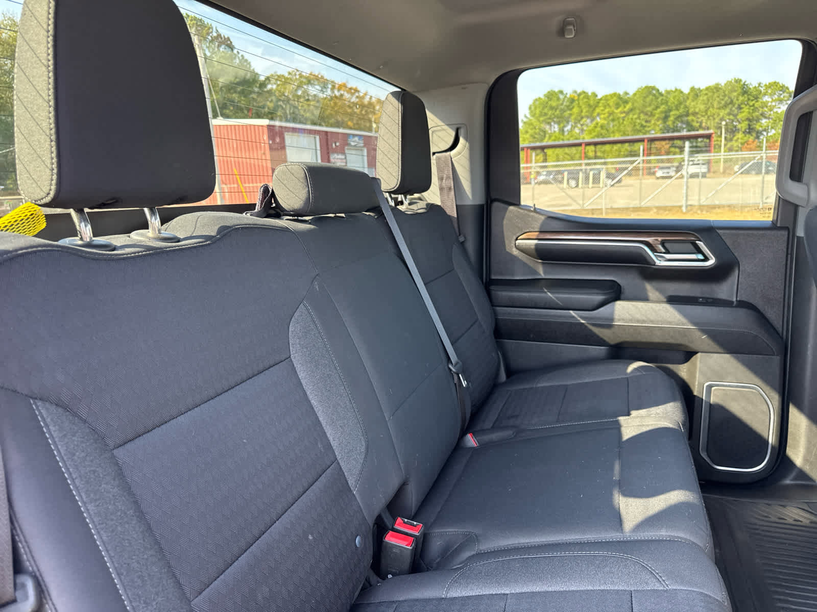 Used 2023 Chevrolet Silverado 1500 LT image 16