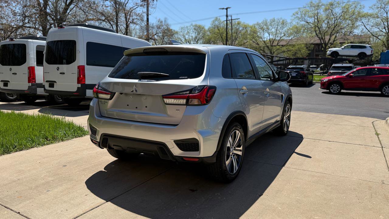 Used 2025 Mitsubishi Outlander Sport ES AWD/4WD image 7
