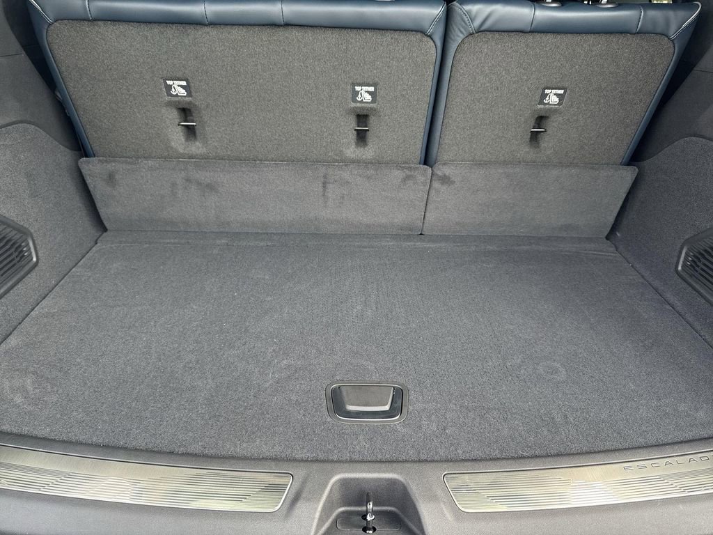 New 2025 Cadillac Escalade IQ Sport 2 image 38