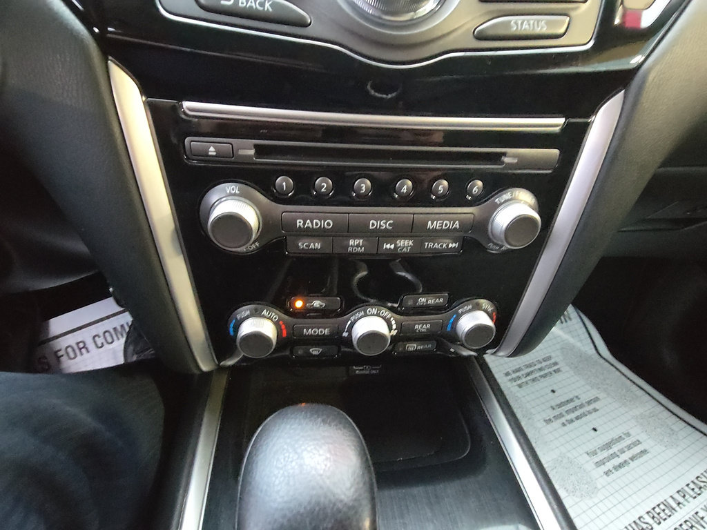Used 2020 Nissan Pathfinder SV AWD/4WD image 12