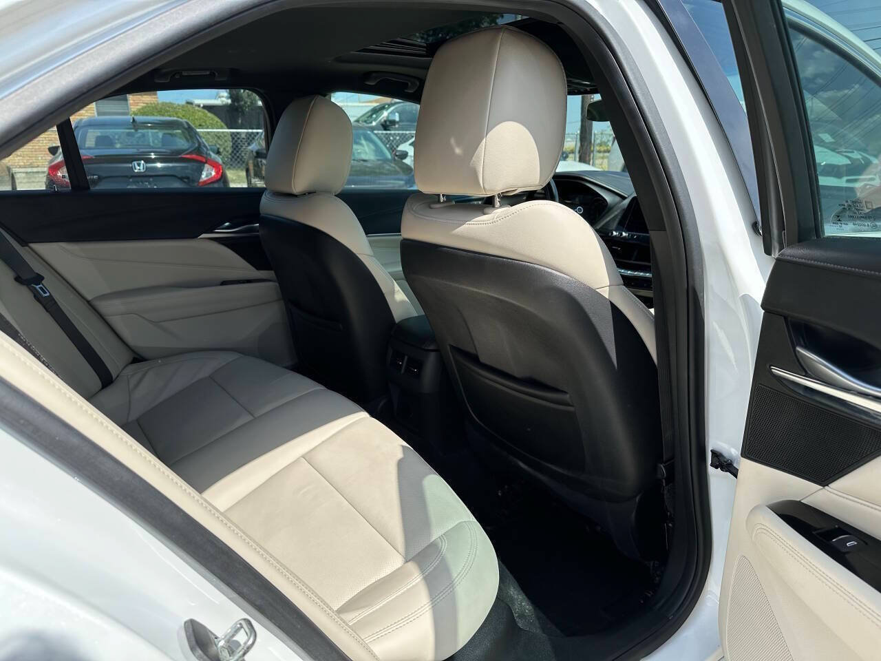 Used 2020 Cadillac CT4 Premium Luxury AWD/4WD image 15