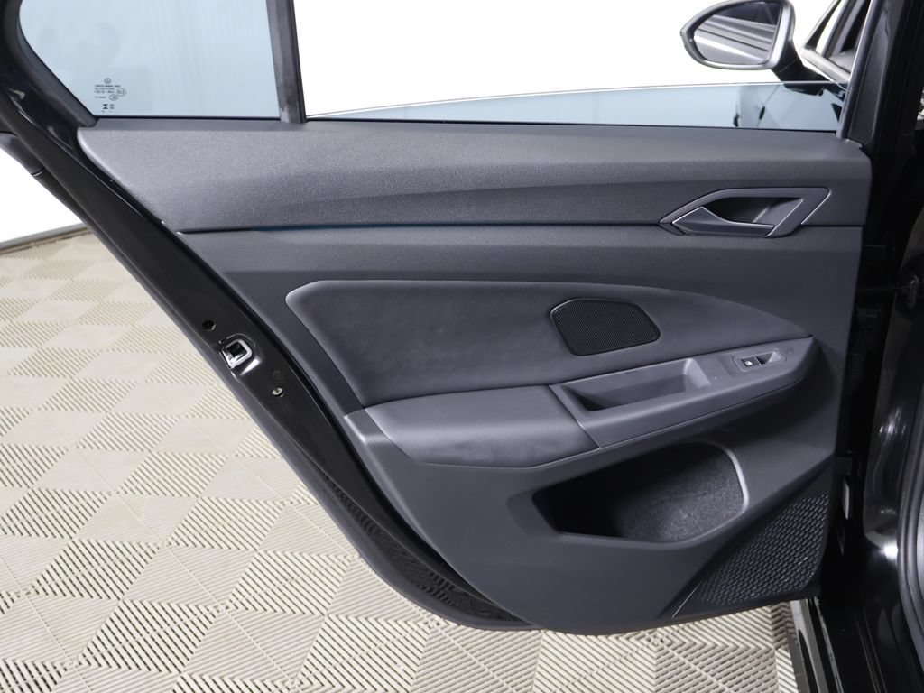 Used 2024 Volkswagen Golf R AWD/4WD image 25