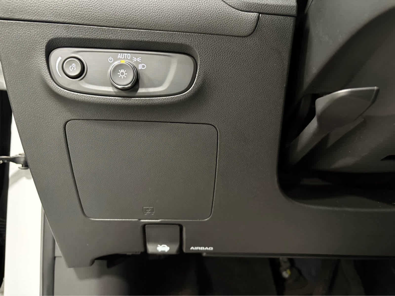 Certified 2024 Buick Encore GX Sport Touring image 20