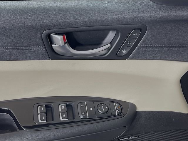 Used 2017 Kia Optima SX image 19