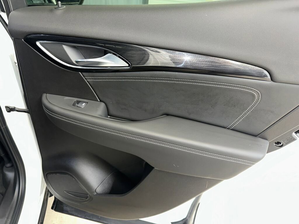 Certified 2023 Buick Envision Preferred w/ Sport Touring Package image 29