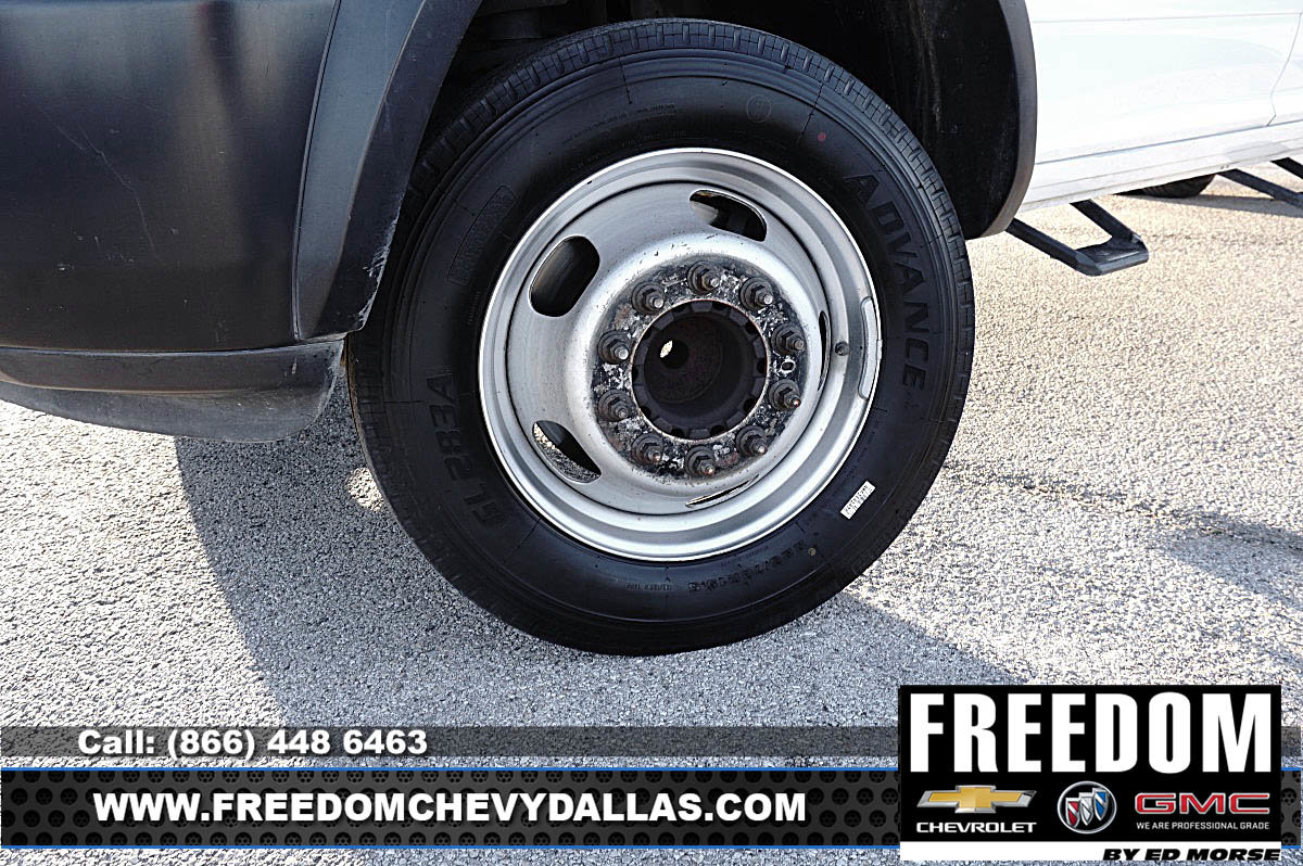 Used 2018 RAM 5500 Tradesman image 38