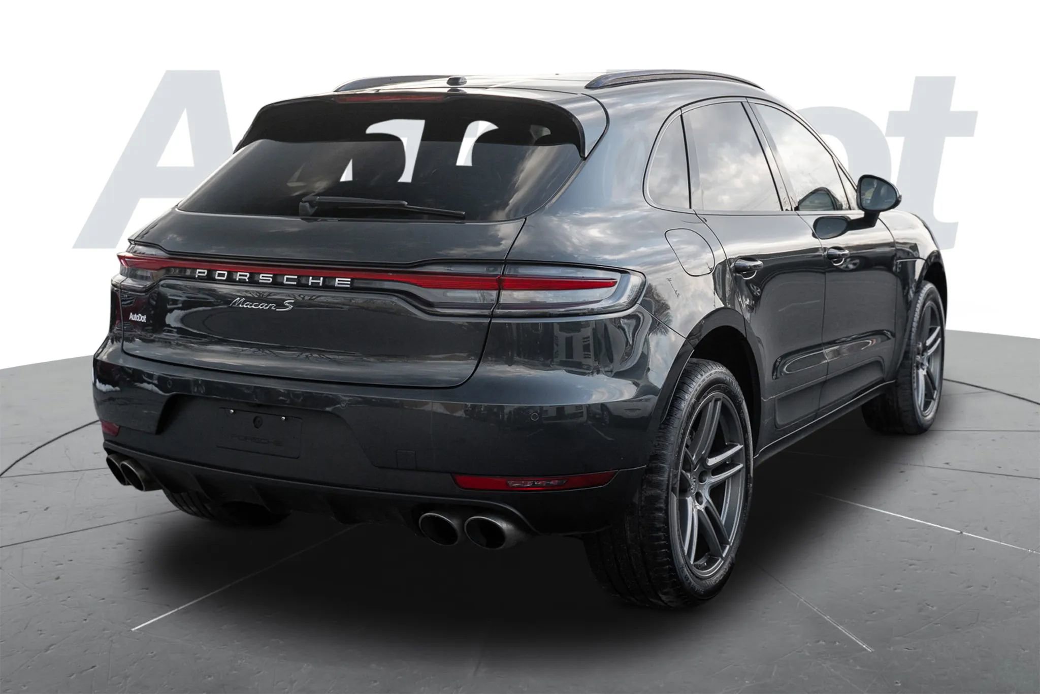 Used 2020 Porsche Macan S image 3