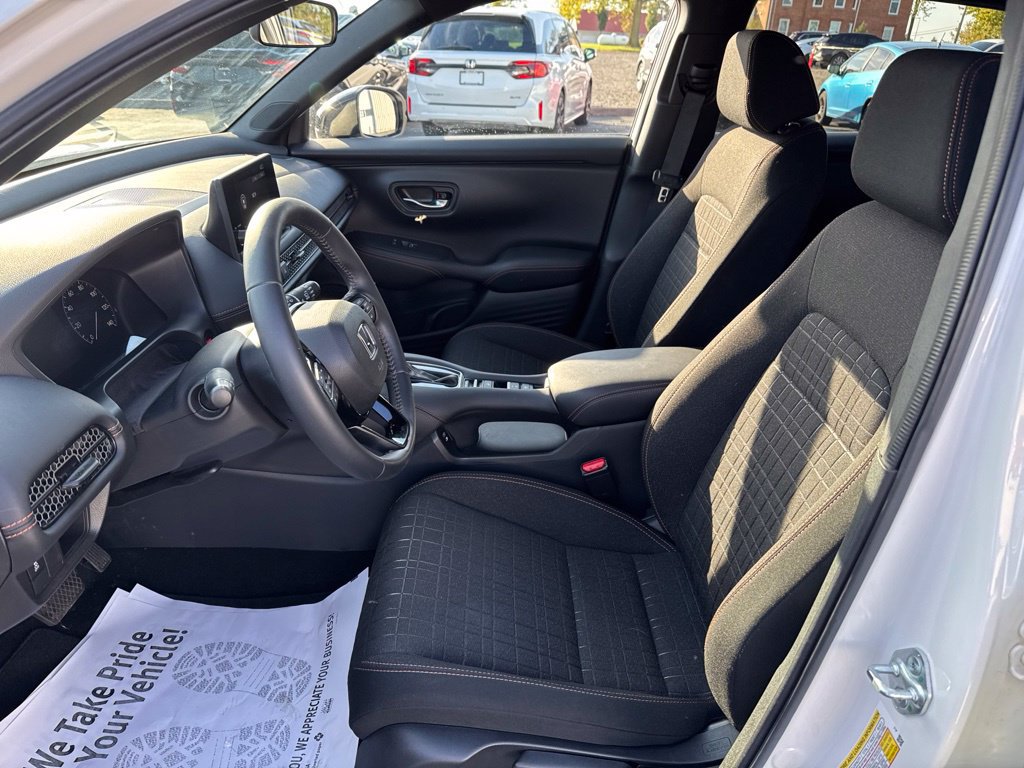 Certified 2024 Honda HR-V Sport image 27