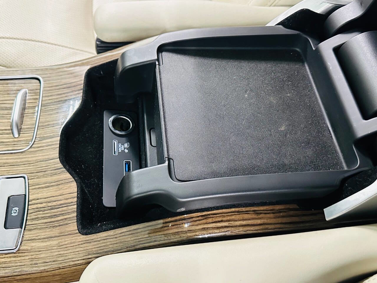 Used 2019 Land Rover Range Rover HSE AWD/4WD image 21