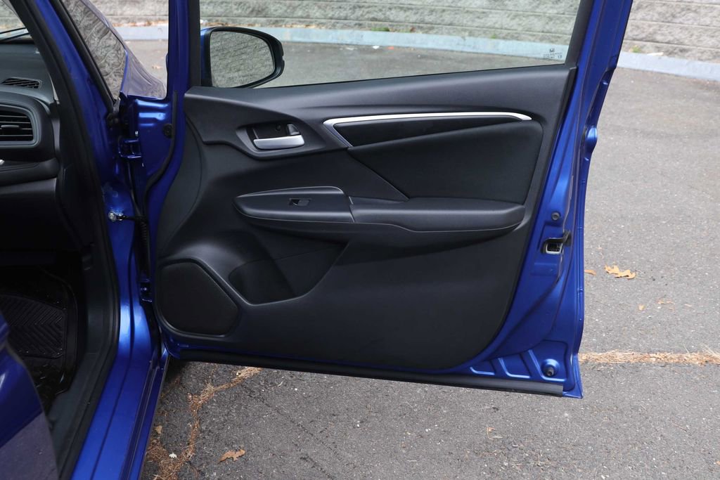 Used 2020 Honda Fit LX image 14