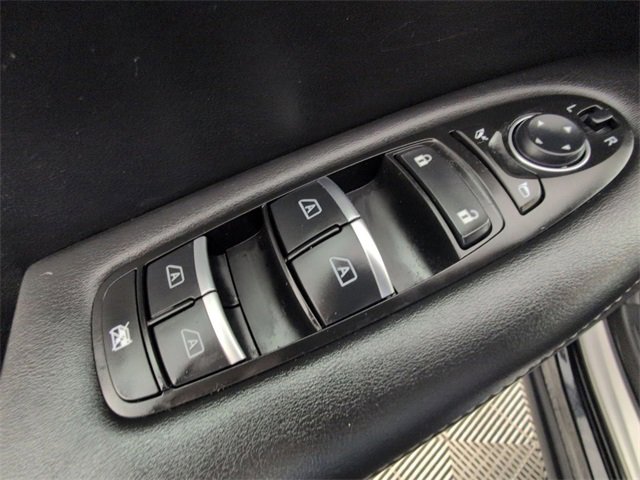 Used 2024 INFINITI QX50 Sport image 16