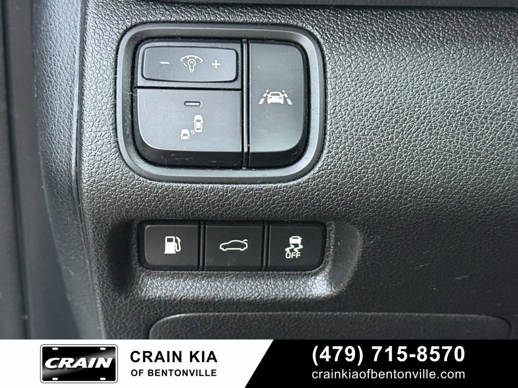 Used 2019 Kia Optima LX image 12