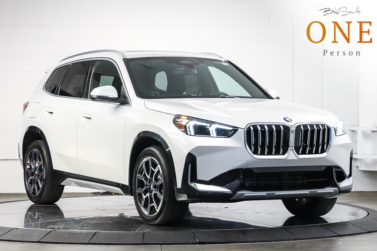 New 2026 BMW X1 xDrive28i w/ Convenience Package