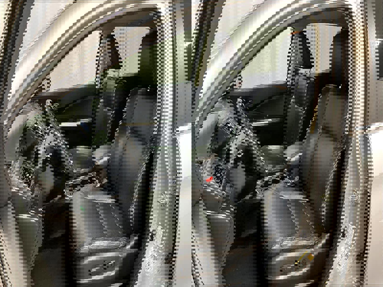 Used 2015 Honda CR-V EX-L image 10