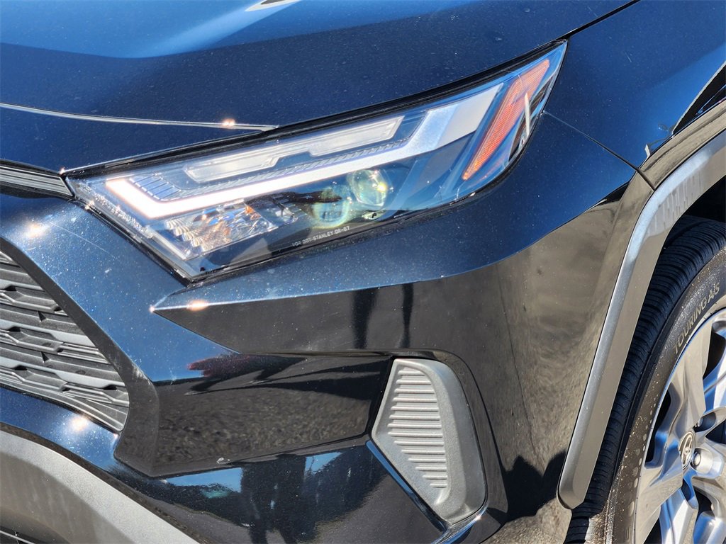 Used 2024 Toyota RAV4 XLE image 9