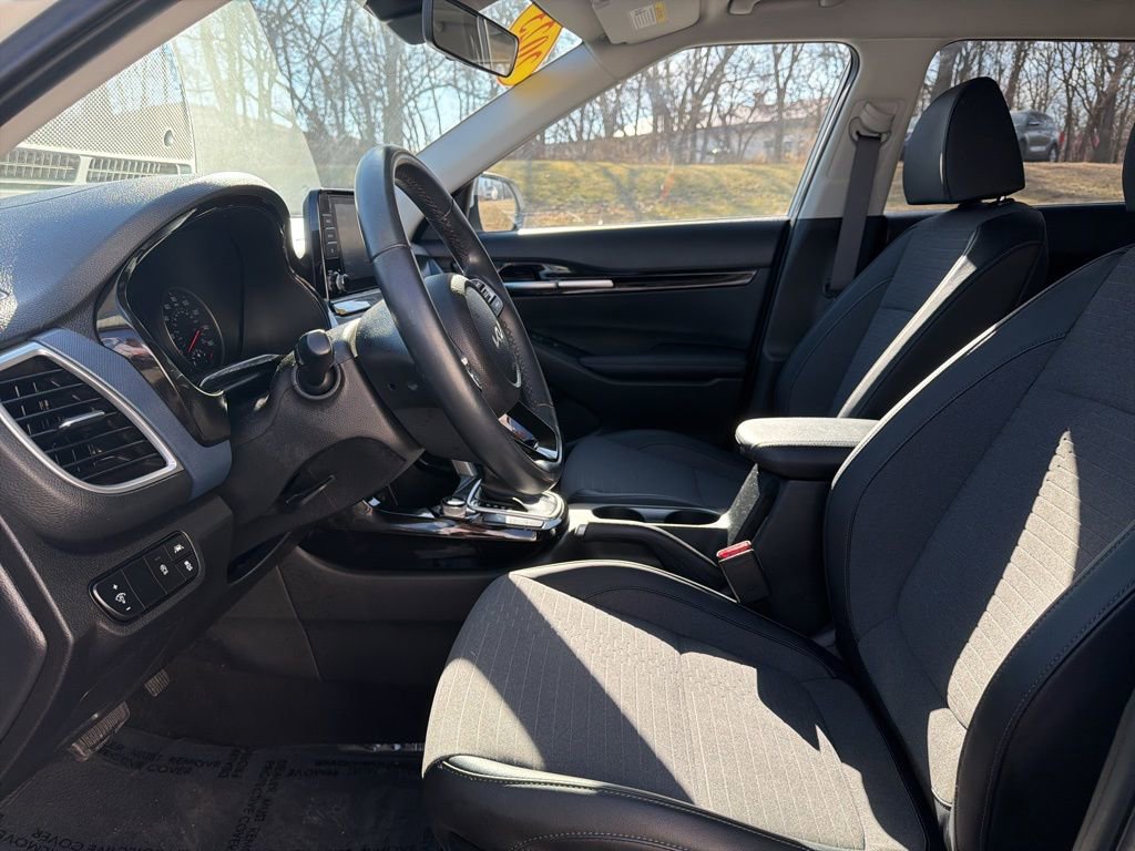 Certified 2023 Kia Seltos S image 12