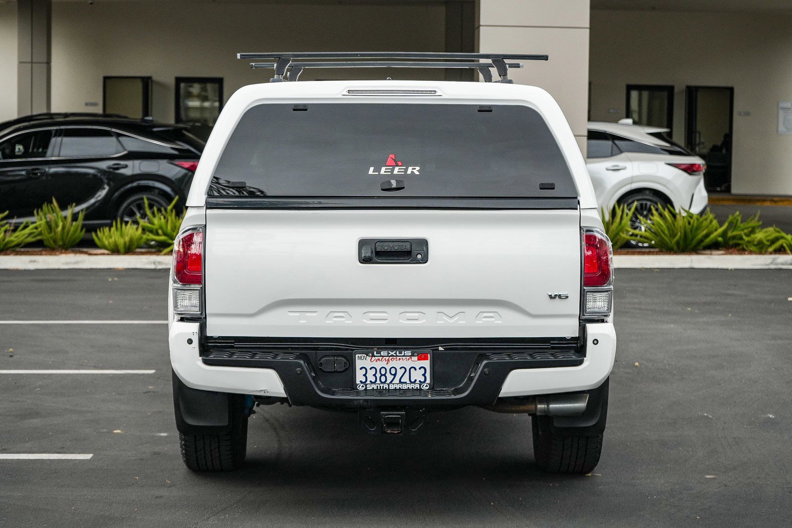 Used 2021 Toyota Tacoma TRD Sport w/ Technology Package AWD/4WD image 5
