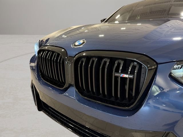 Used 2024 BMW X4 M40i w/ Premium Package image 2