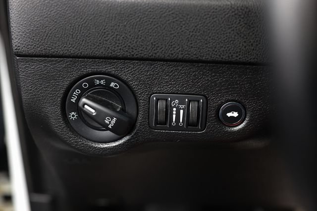 Used 2019 Dodge Charger R/T RWD image 47