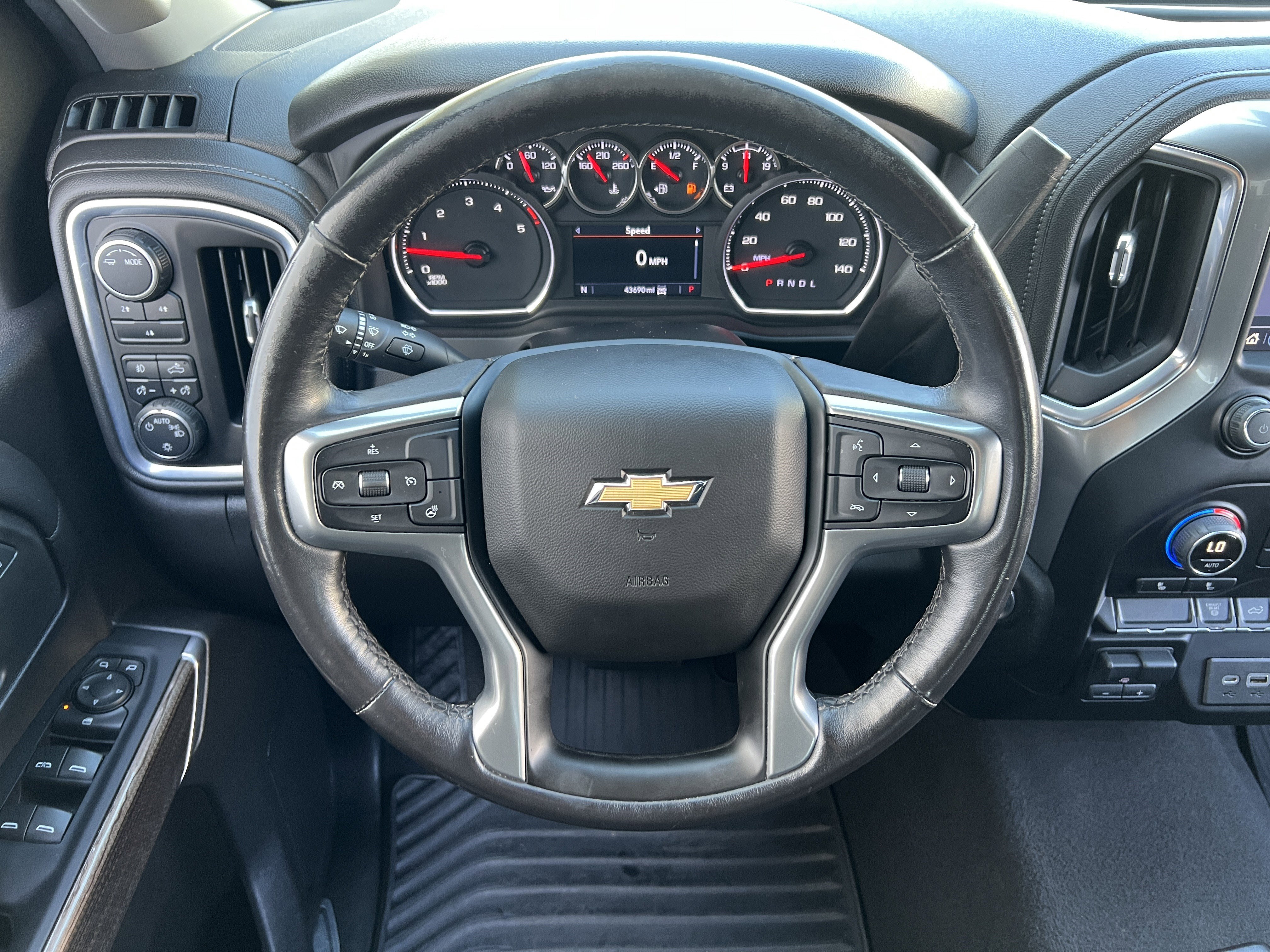 Used 2022 Chevrolet Silverado 2500 LT w/ Convenience Package AWD/4WD image 24