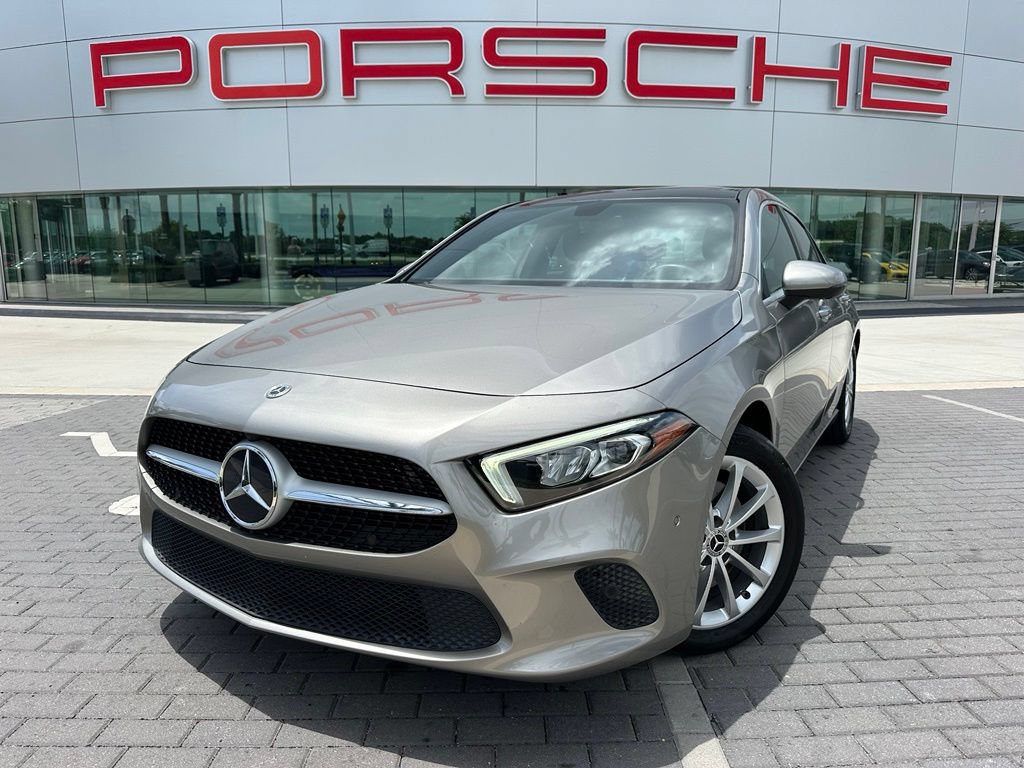 Used 2021 Mercedes-Benz A 220 image 1