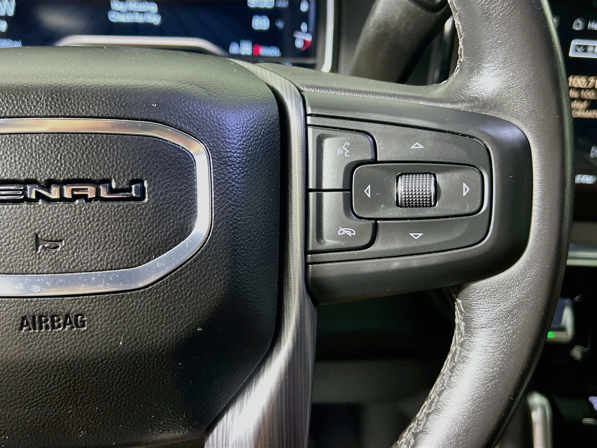 Used 2024 GMC Sierra 2500 Denali Ultimate AWD/4WD image 19