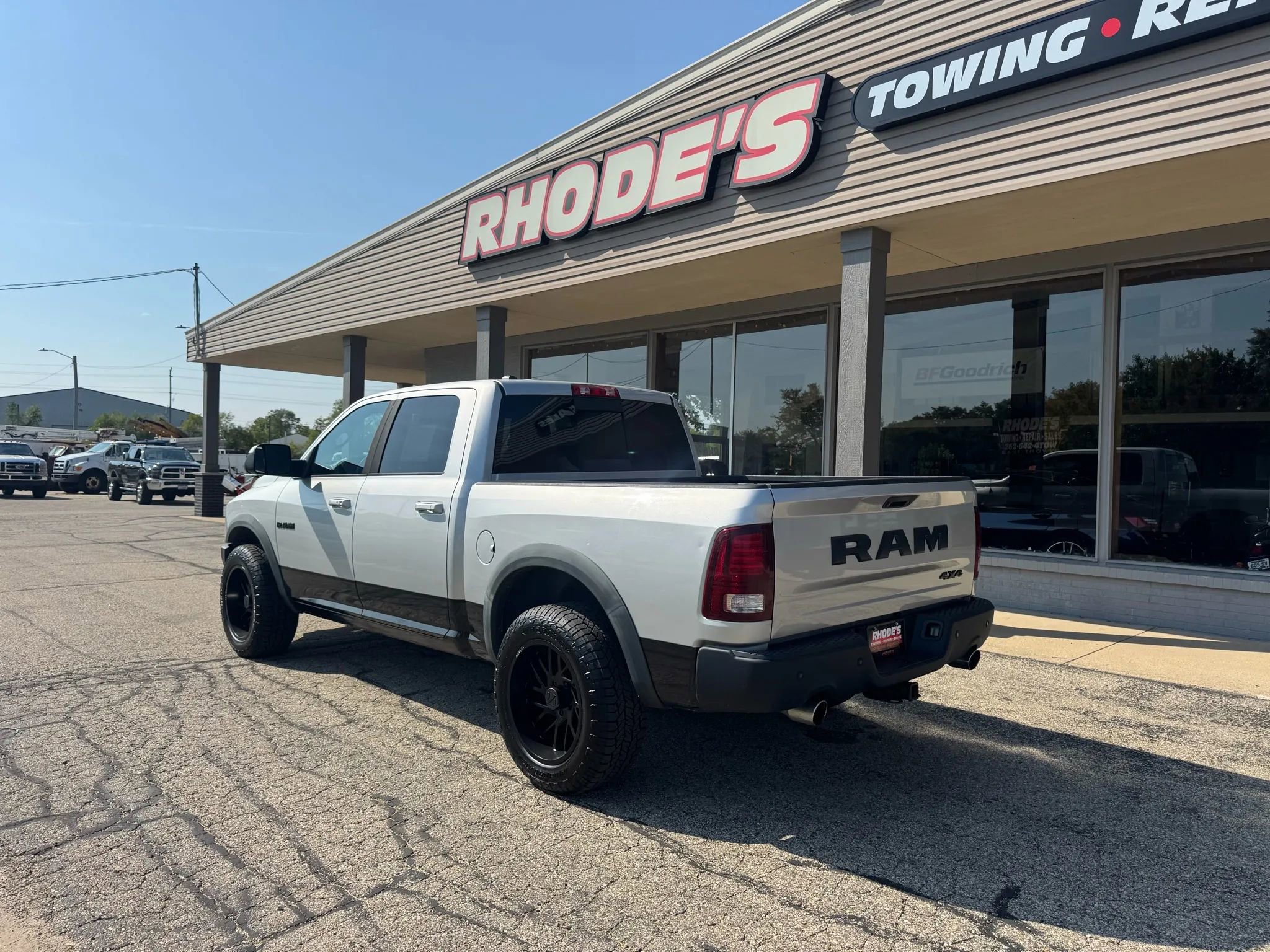 Used 2015 RAM 1500 Rebel w/ Luxury Group image 3